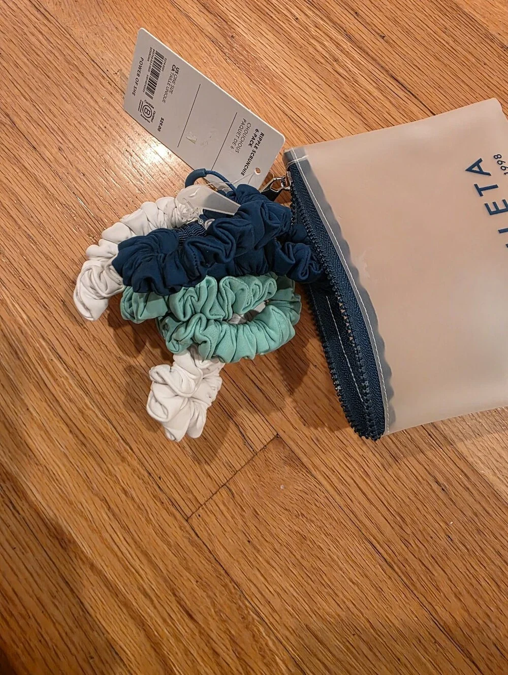 Athleta Ripple Scrunchie 6 Pack